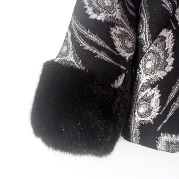 Vintage Trina Turk Pant Suit Size 4, Metallic Silver and Black, Faux Fur Cuffs - Picture 3 of 9